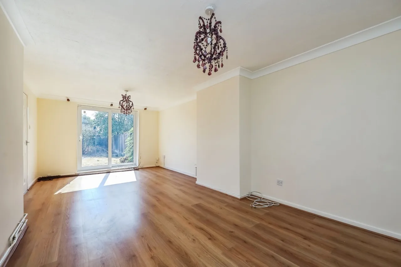 Sunninghill Drive, Clifton, Nottingham, NG11, photo 3
