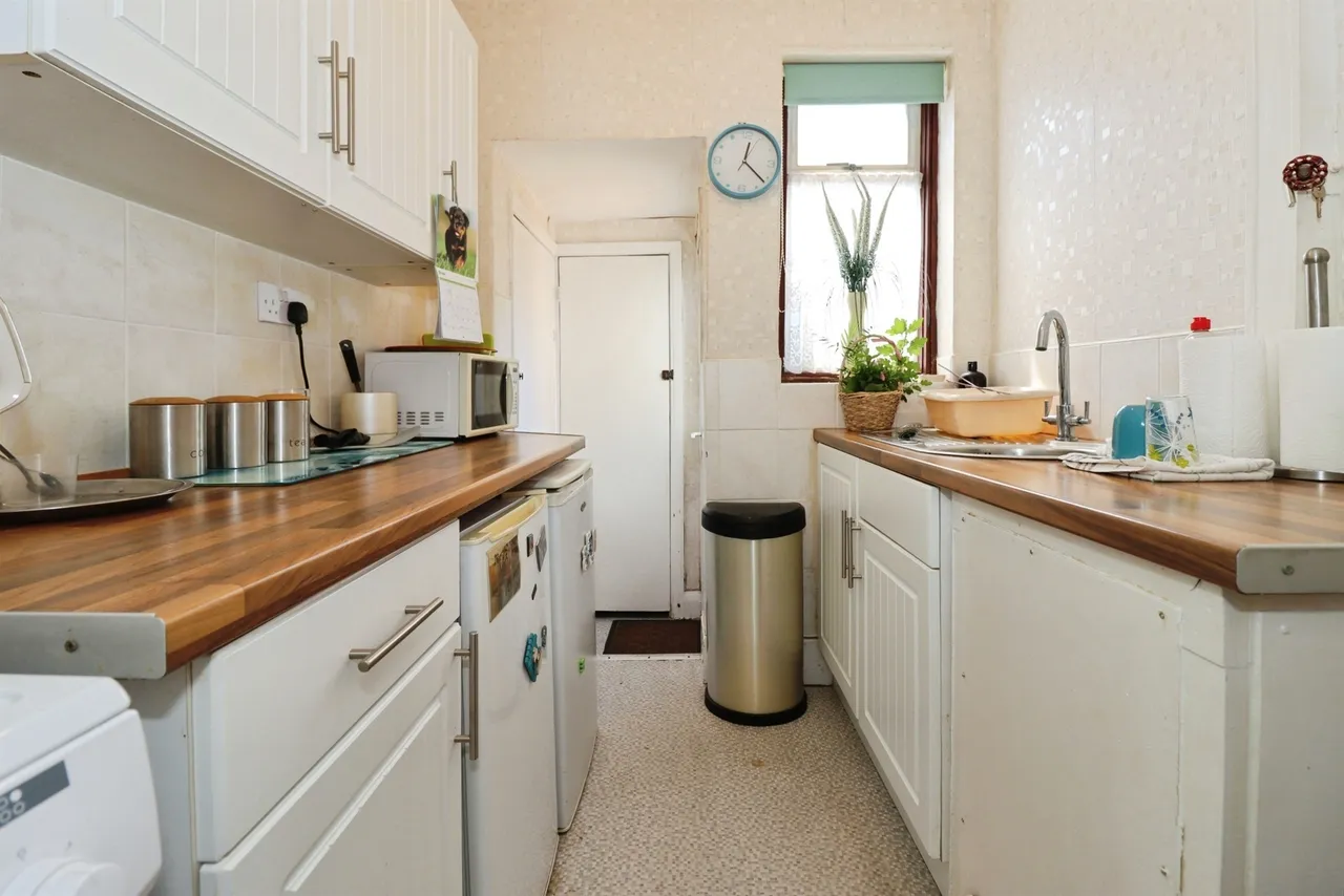 Heather Close, Bristol, BS15, photo 3