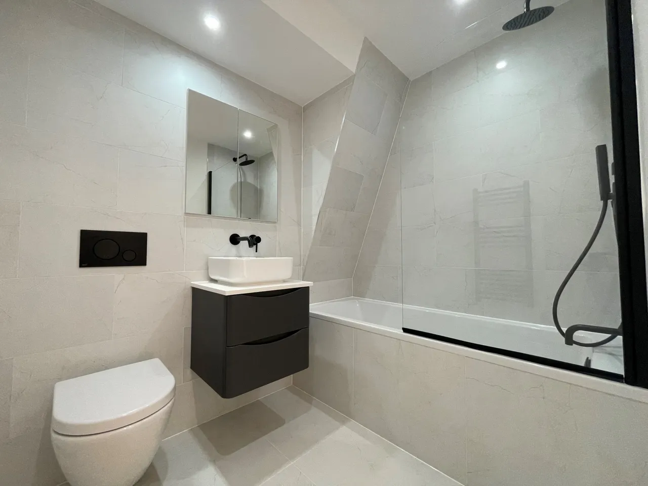 The Pembury - Fairfield Road, CM14 4GS, photo 5