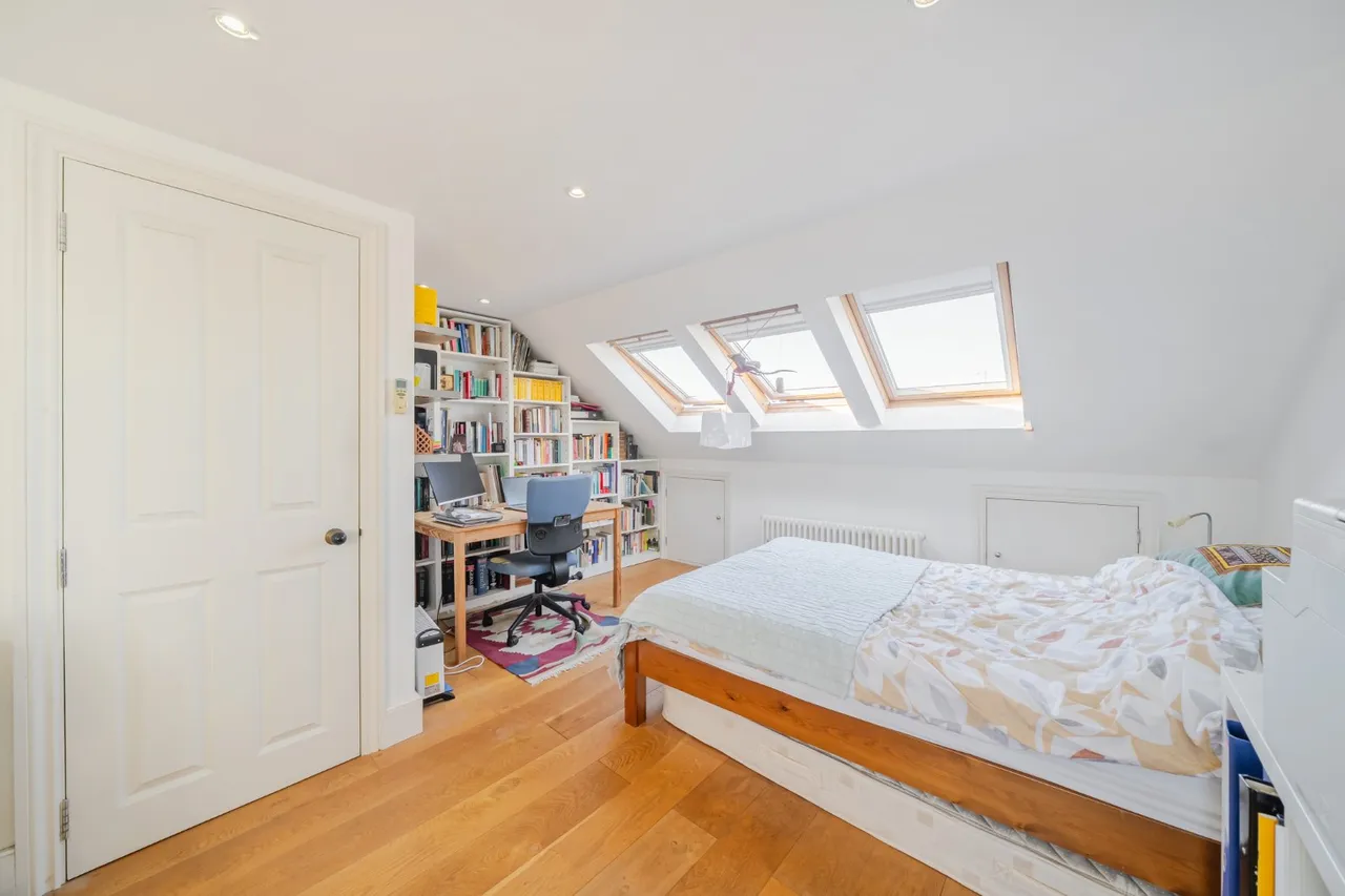 Hargwyne Street, Brixton, London, SW9, photo 8