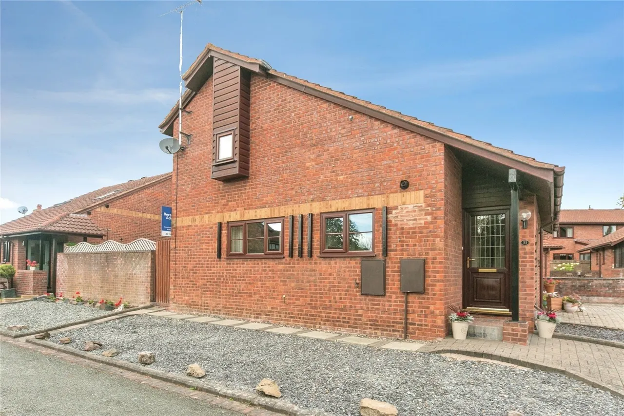 Maes Y Coed, Deganwy, LL31, photo 15