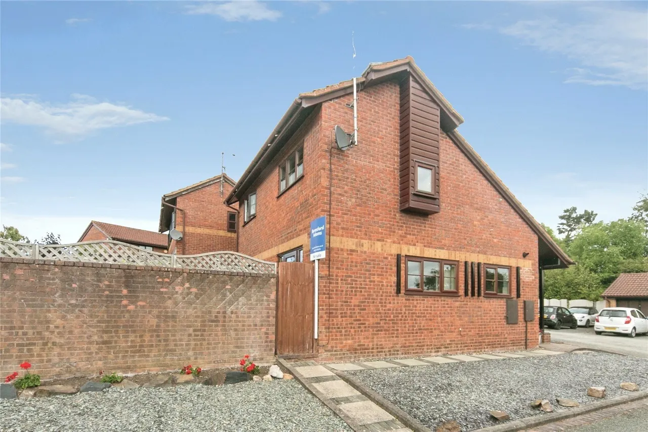 Maes Y Coed, Deganwy, LL31, photo 16