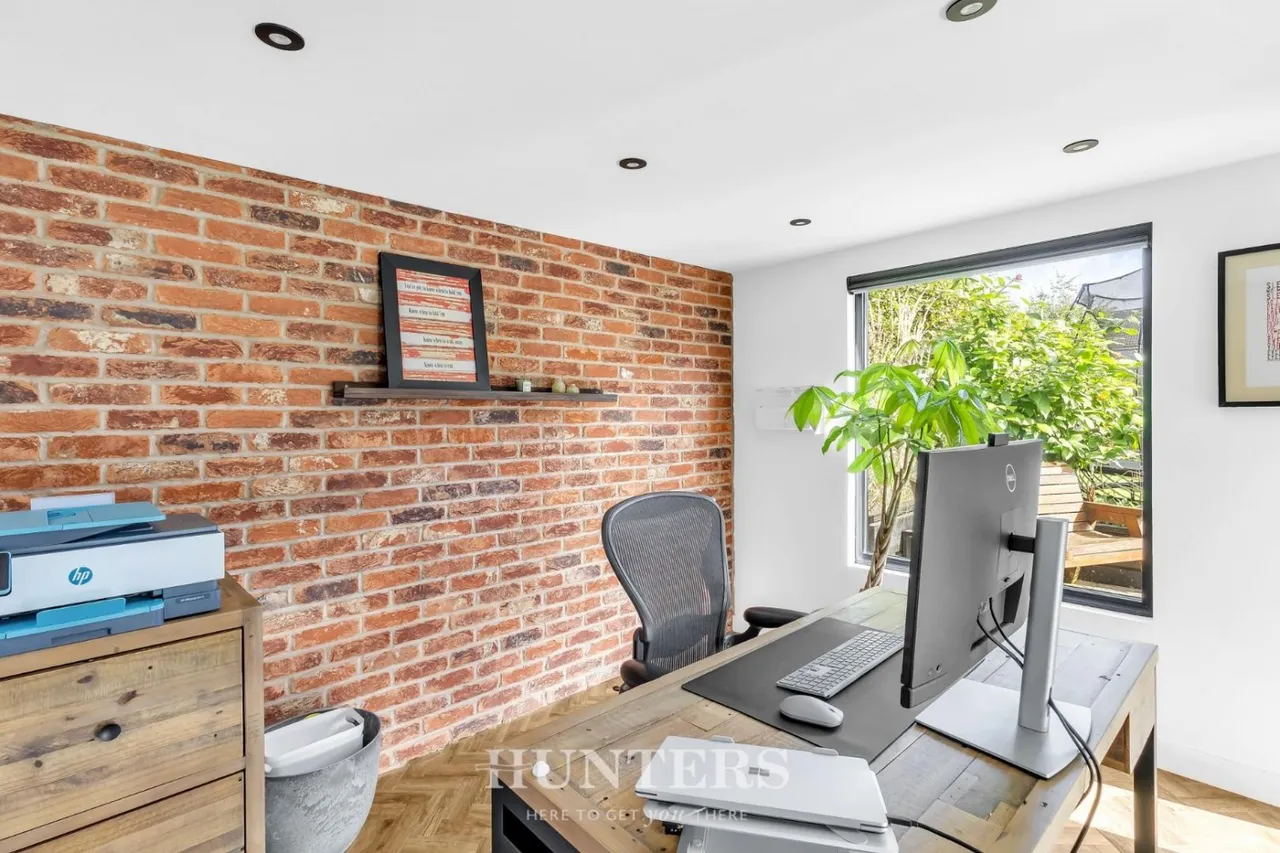 Dingle Road, Woodside, M24, photo 28