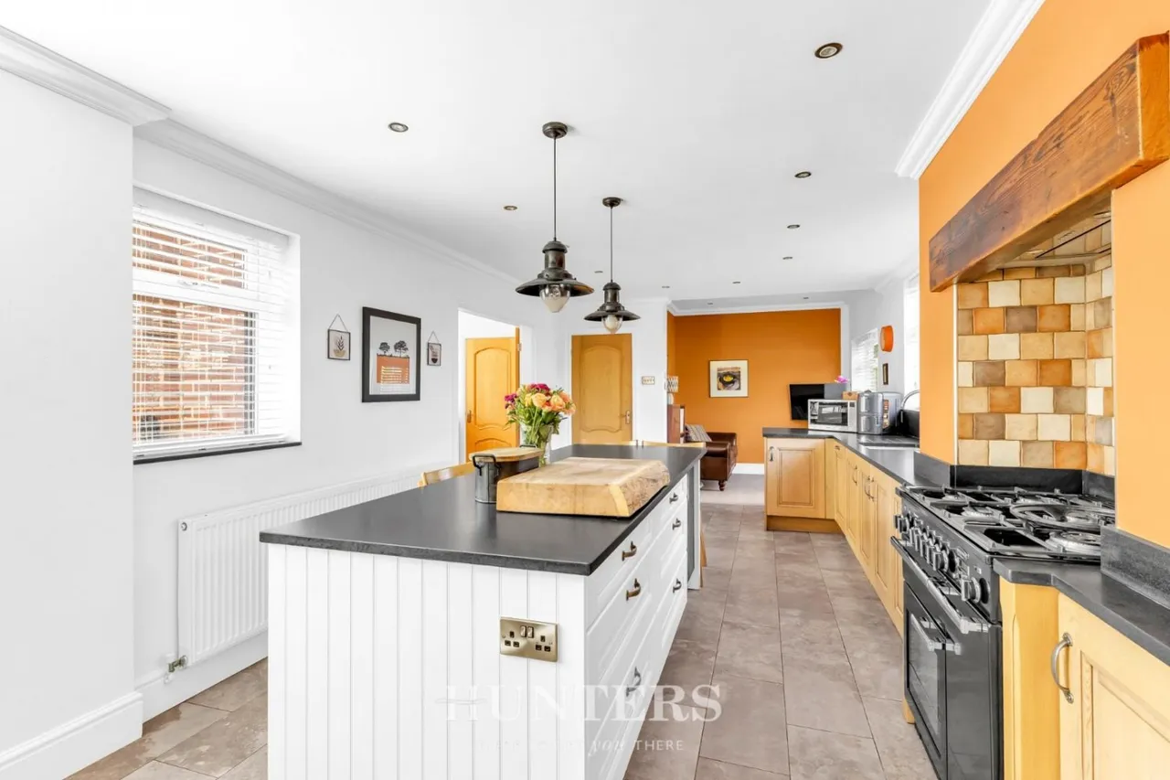 Dingle Road, Woodside, M24, photo 7