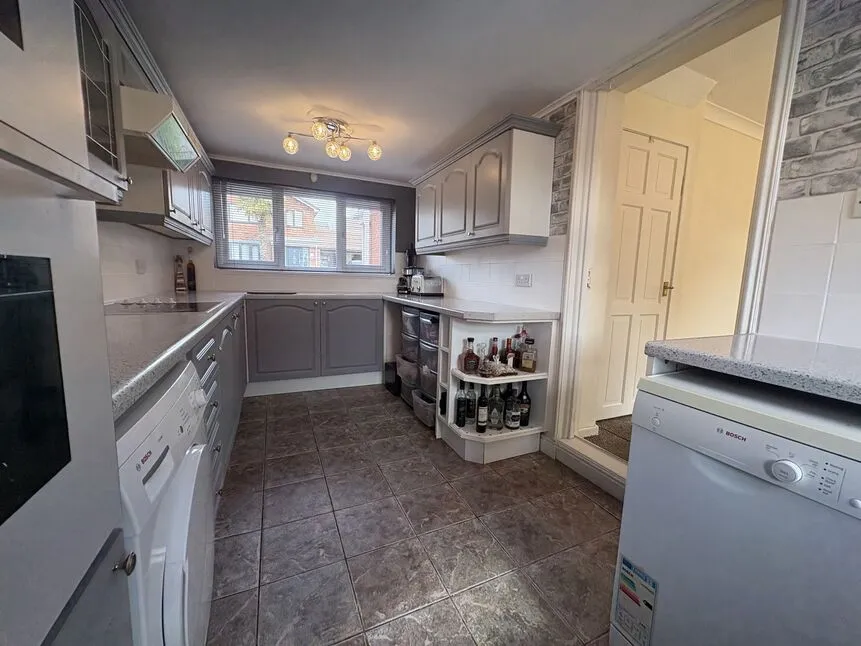 Kestrel Park, Skelmersdale, WN8, photo 9