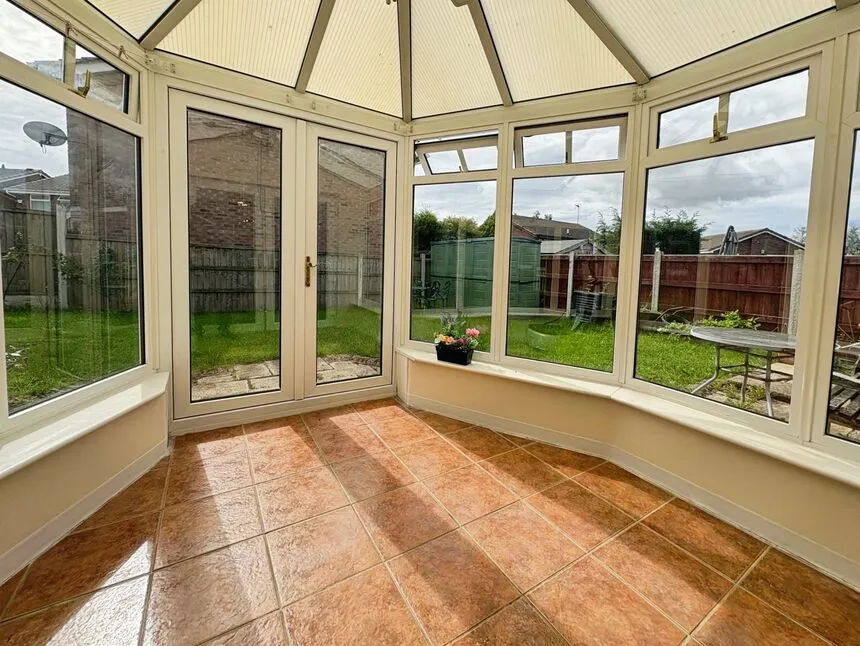Kestrel Park, Skelmersdale, WN8, photo 2