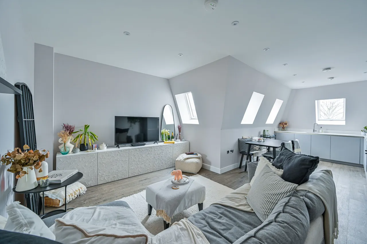 1 bed flat for sale, Surbiton, KT6