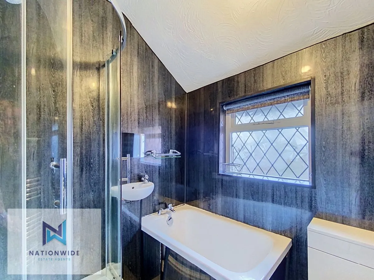 Tennyson Avenue, Chorley, Lancashire, PR7 3HX, photo 8