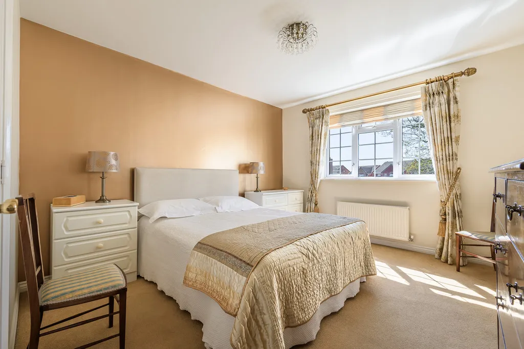 Deer Park Drive, Newport, photo 15