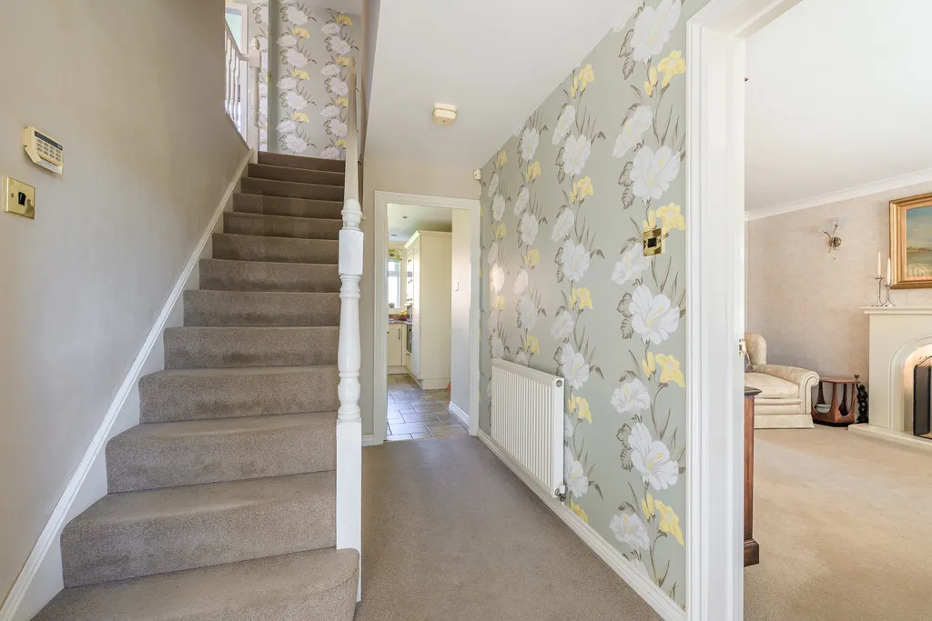 Deer Park Drive, Newport, photo 13