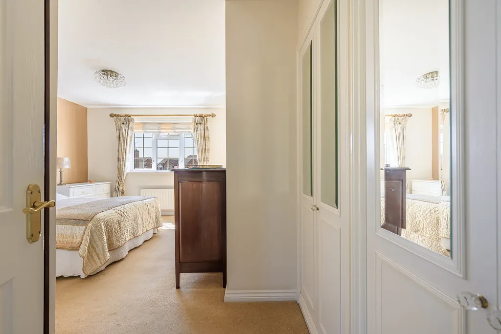 Deer Park Drive, Newport, photo 17