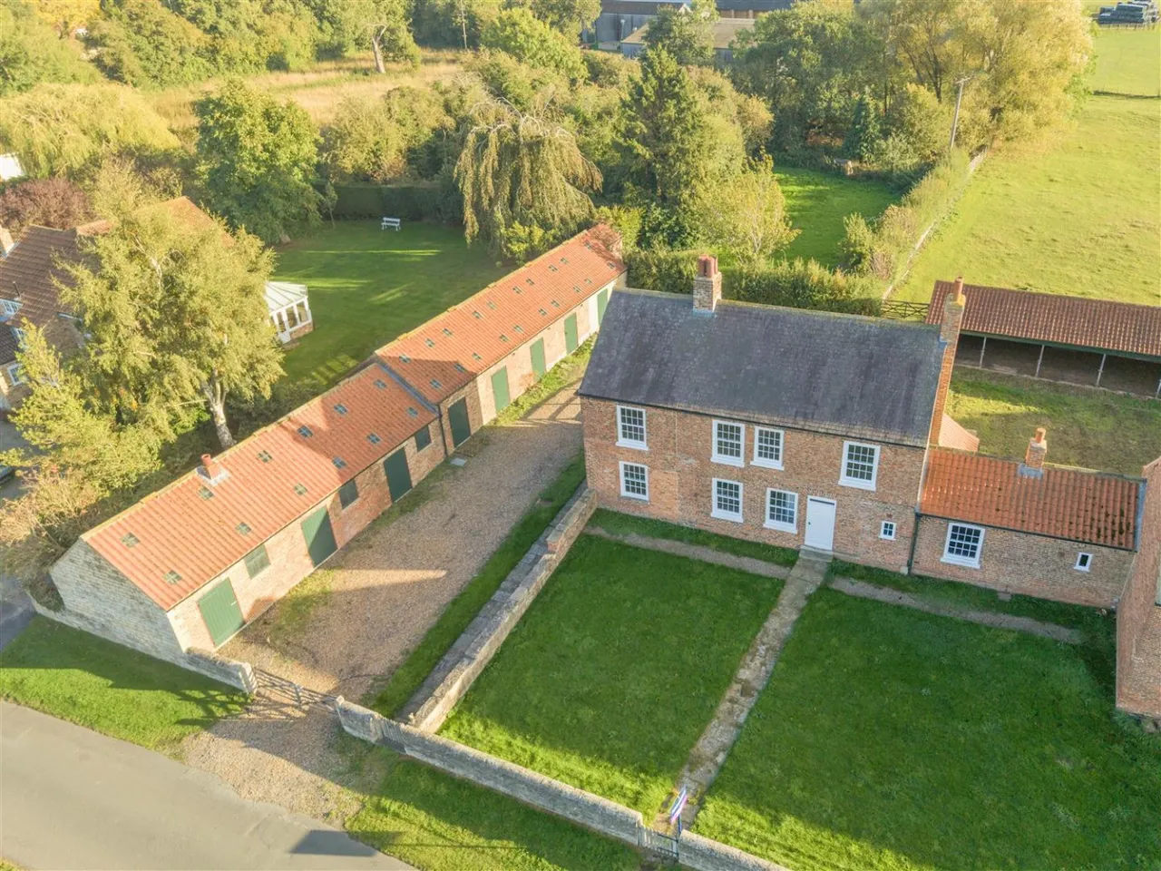 Main Street, Bickerton, LS22, photo 20