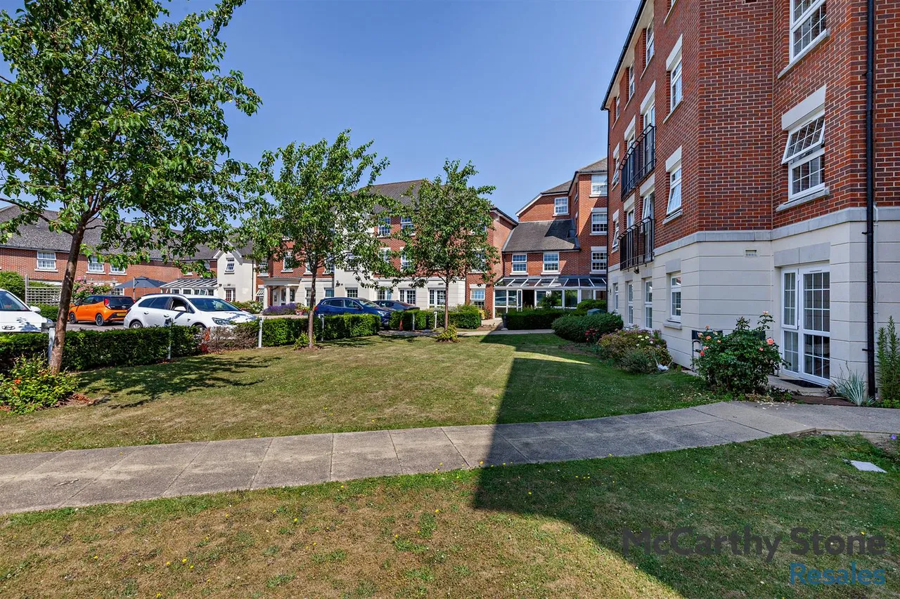 High Street, Ongar, CM5, photo 18