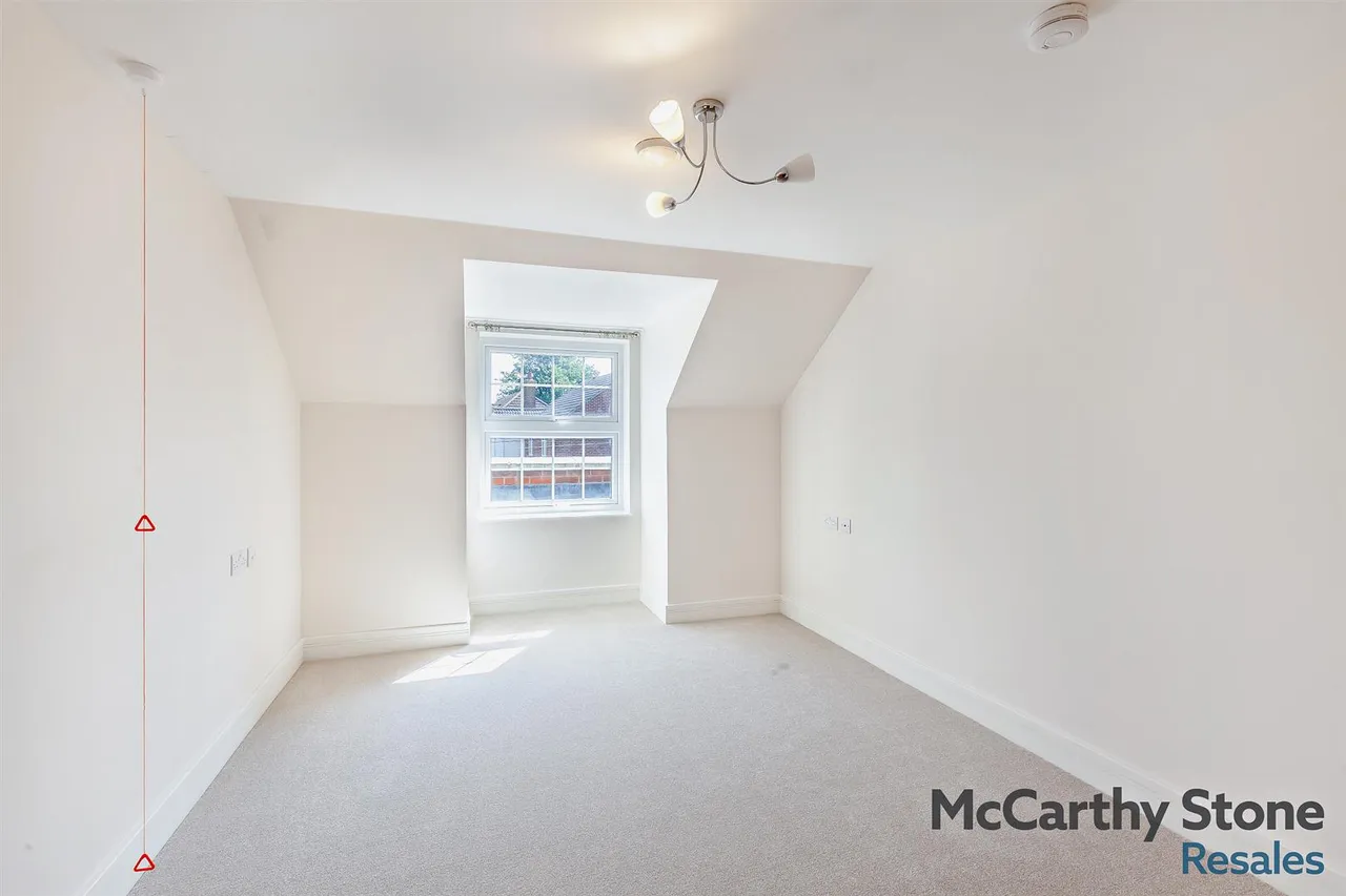 High Street, Ongar, CM5, photo 8