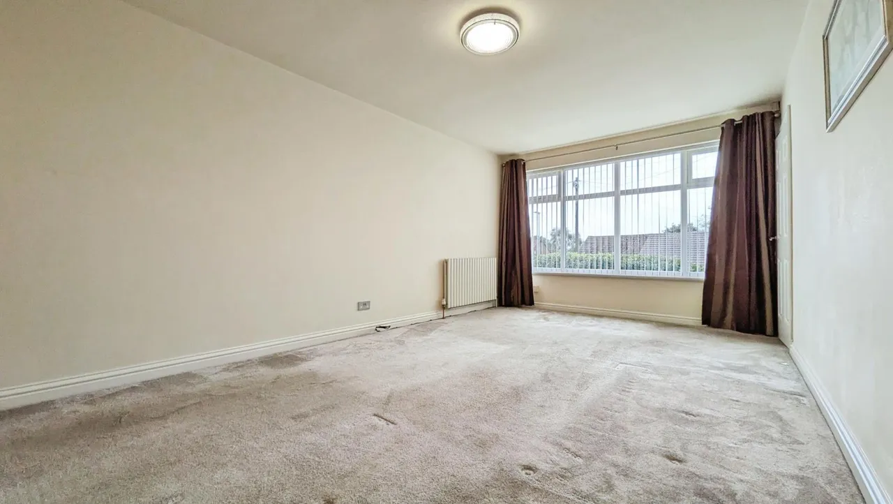 Carr House Road, Springhead, OL4, photo 9