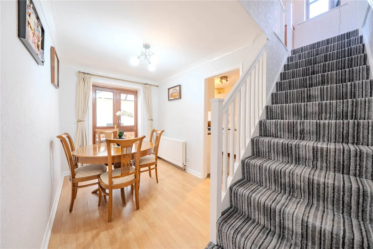 Dawsons Corner, Stanningley, LS28, photo 13