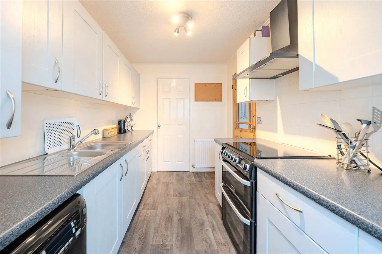 Dawsons Corner, Stanningley, LS28, photo 15
