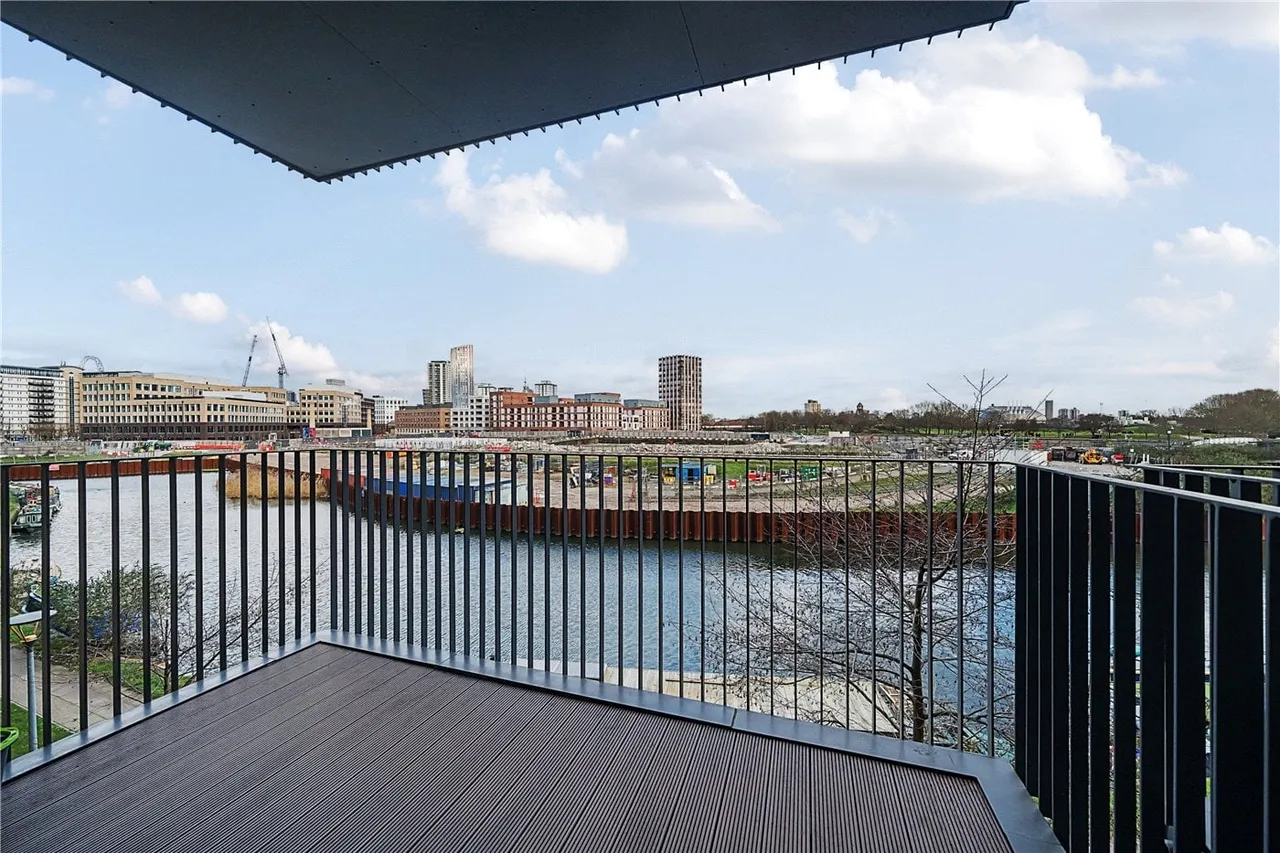 Staith Court, 8 Nicholson Square, London, E3, photo 8