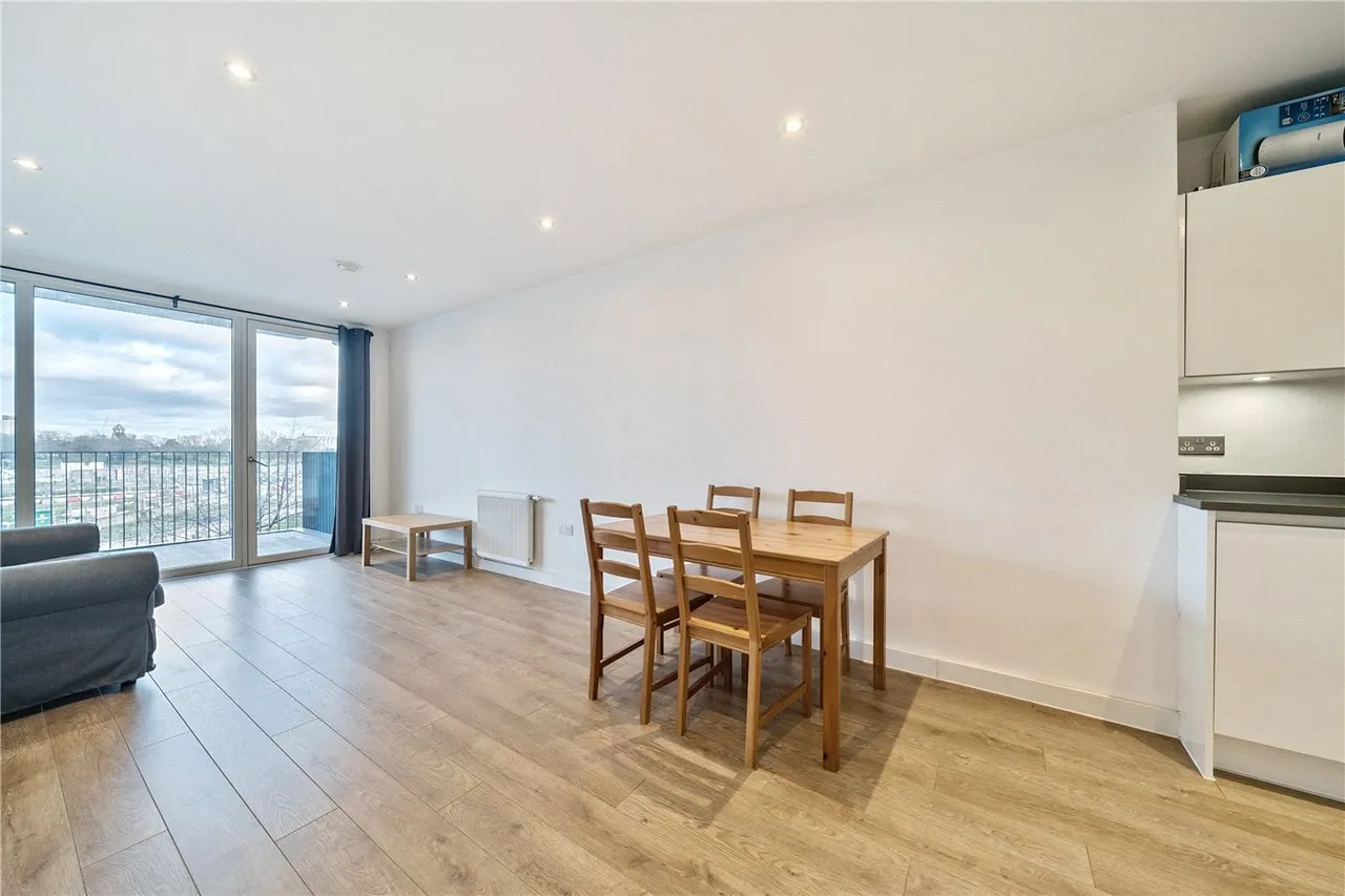 Staith Court, 8 Nicholson Square, London, E3, photo 5