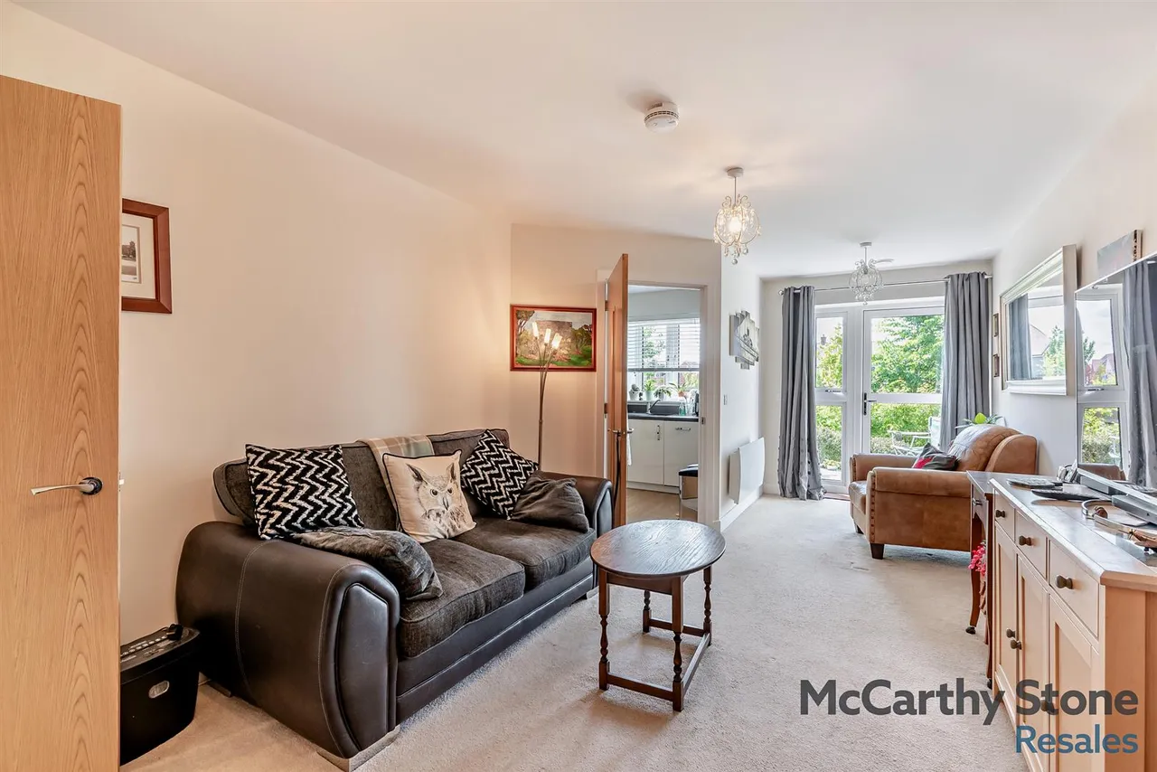 Shortwood Copse Lane, Kempshott, RG23, photo 2