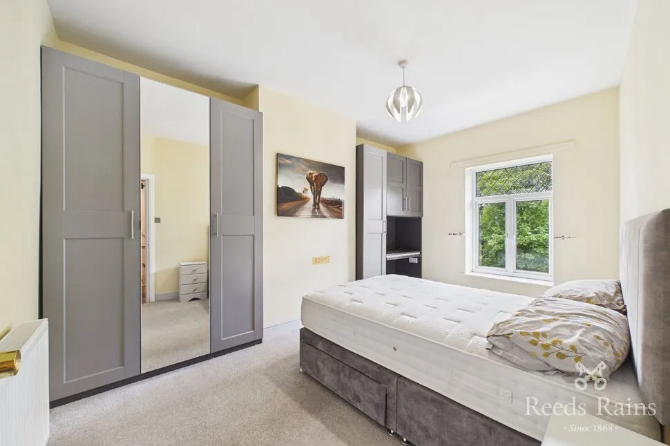 Taylor Hill Road, Berry Brow, Huddersfield, West Yorkshire, HD4, photo 4