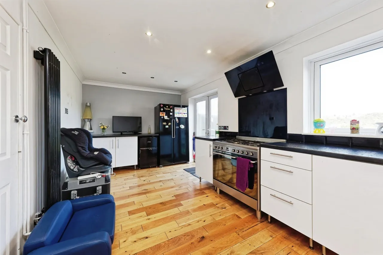 Hobart Crescent, Dover, Kent, CT16, photo 5