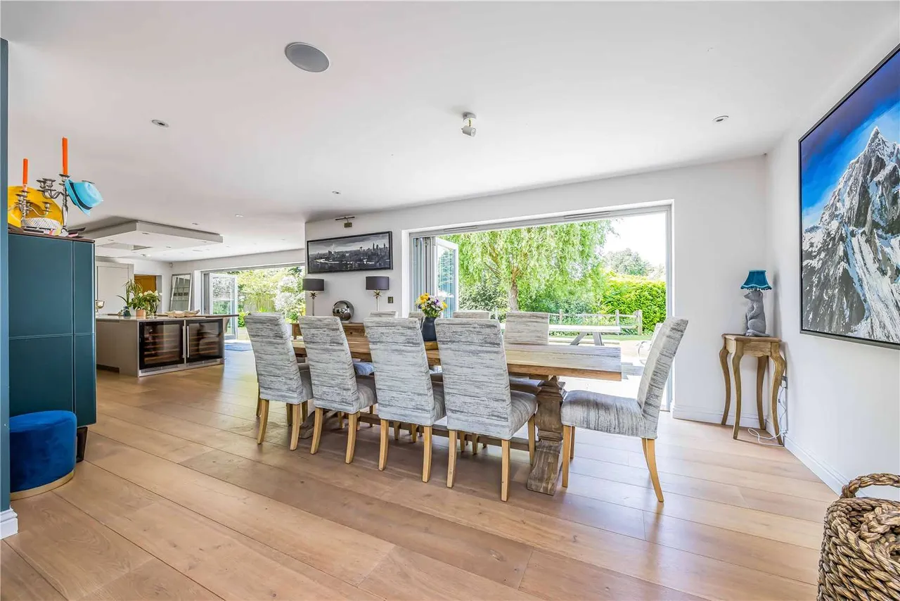 Bosham Lane, Bosham, Chichester, West Sussex, PO18 8HG, photo 6