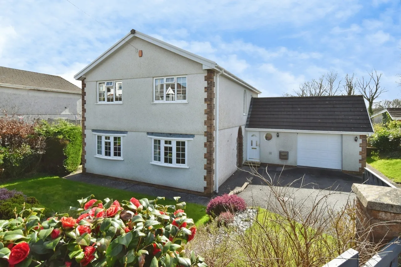 Kings Road, Llandybie, SA18, photo 22