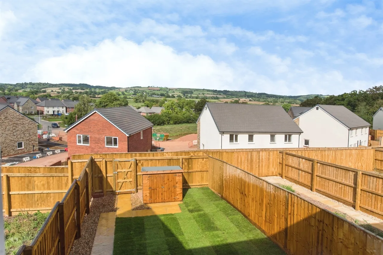 Braid Drive, Tiverton, EX16, photo 12