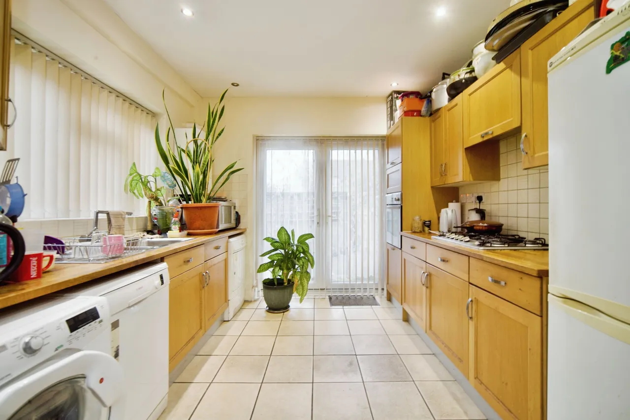 Radley Road, London, N17, photo 3