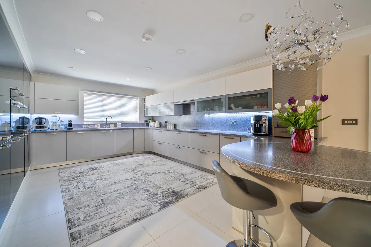 Oakley Road, Cheltenham, GL52, photo 6