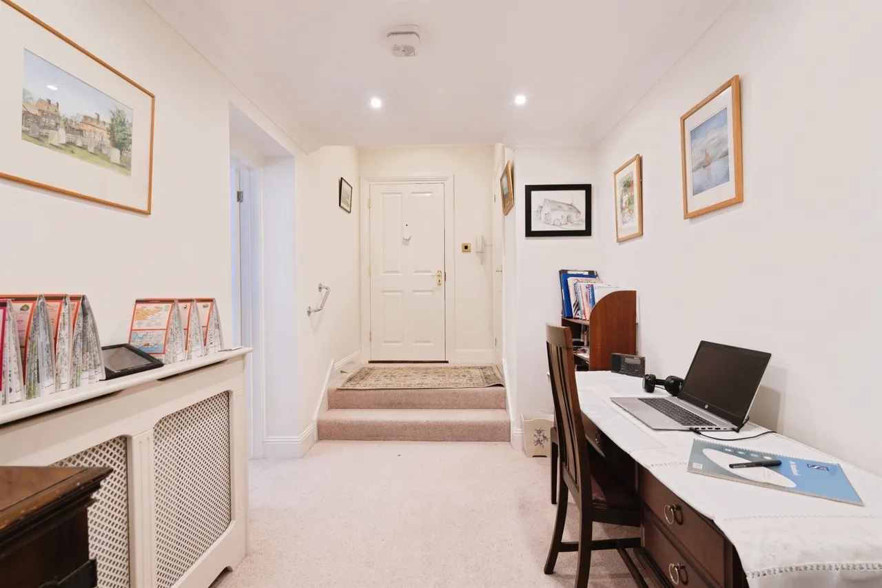 Winton Hill, Stockbridge, SO20, photo 10