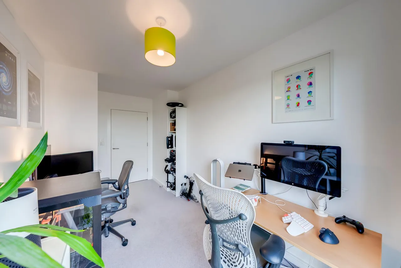 Leyton Road, London, E15, photo 21