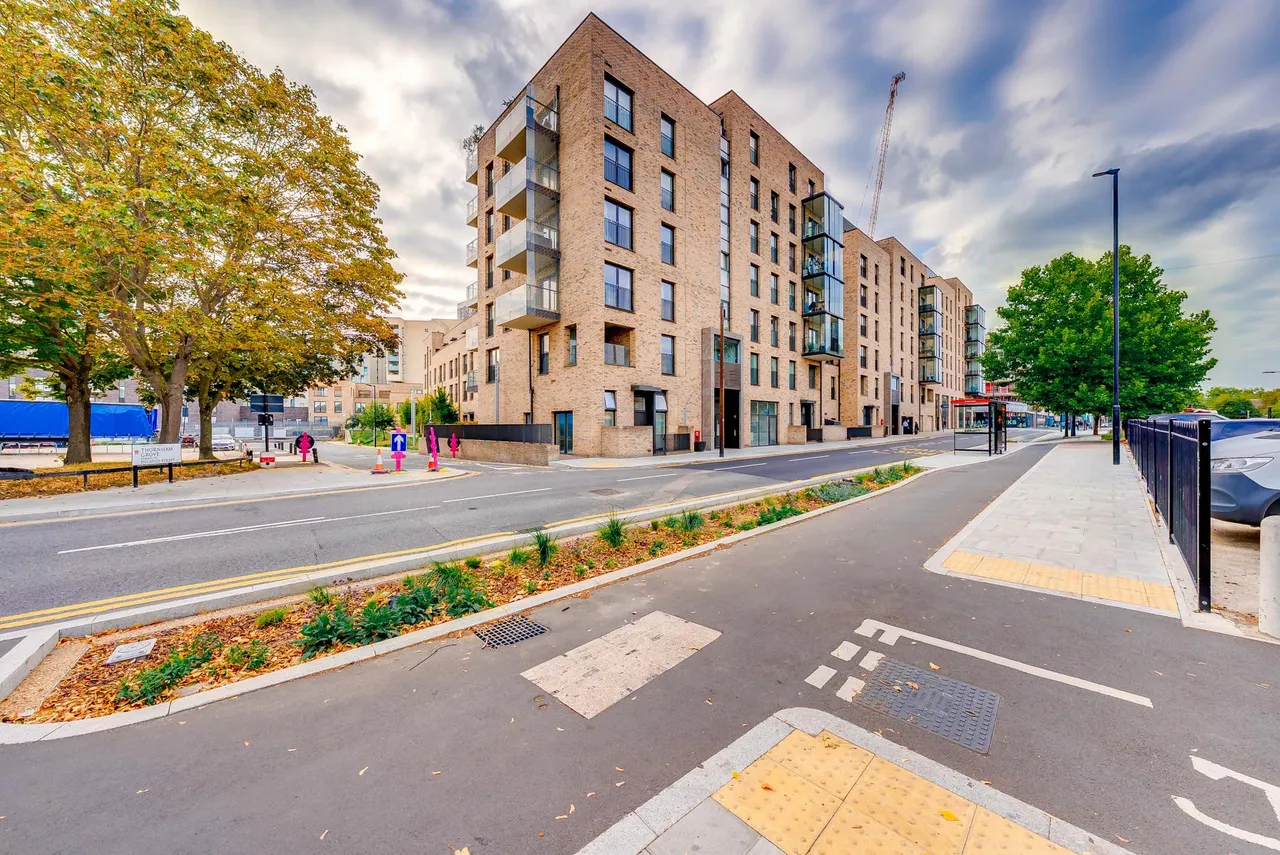 Leyton Road, London, E15, photo 32