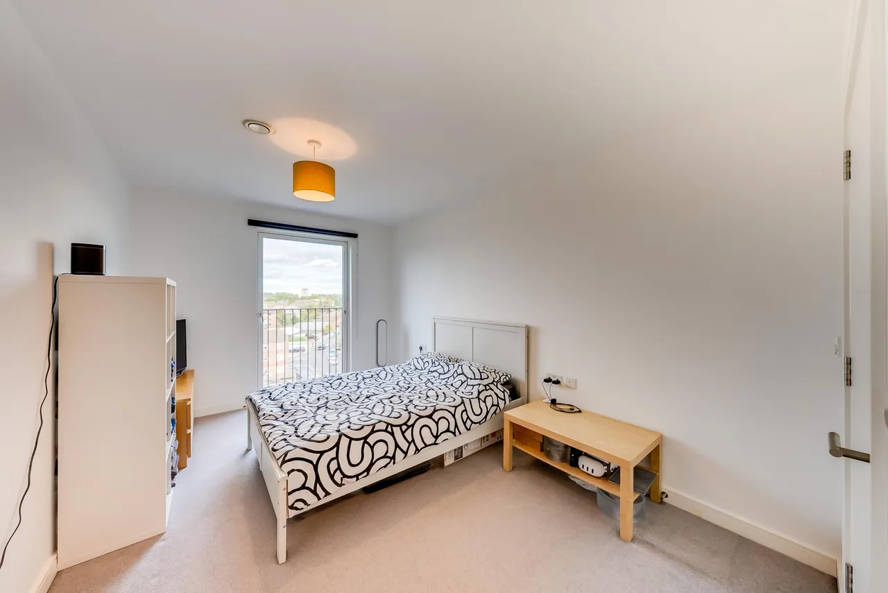 Leyton Road, London, E15, photo 12