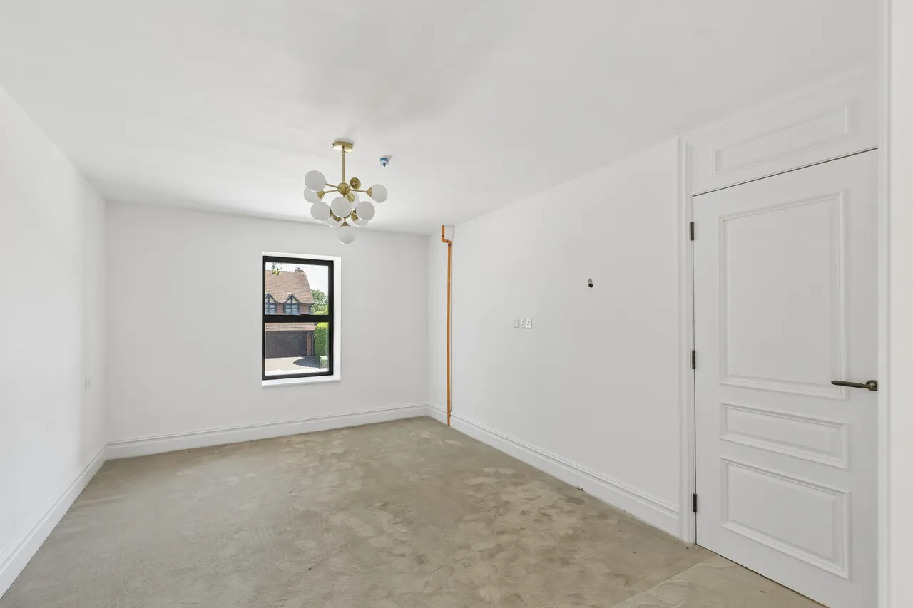 Pipers Green Lane, Edgware, HA8, photo 13