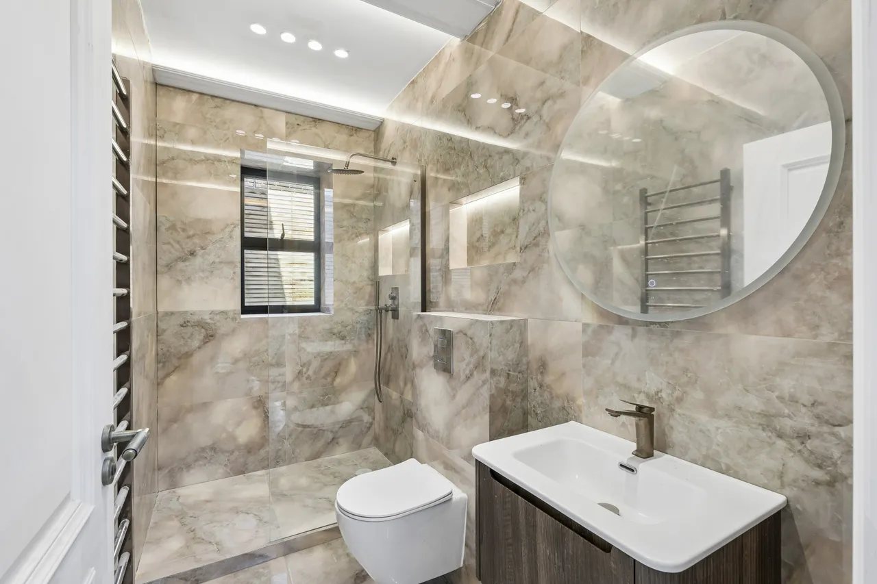 Pipers Green Lane, Edgware, HA8, photo 8