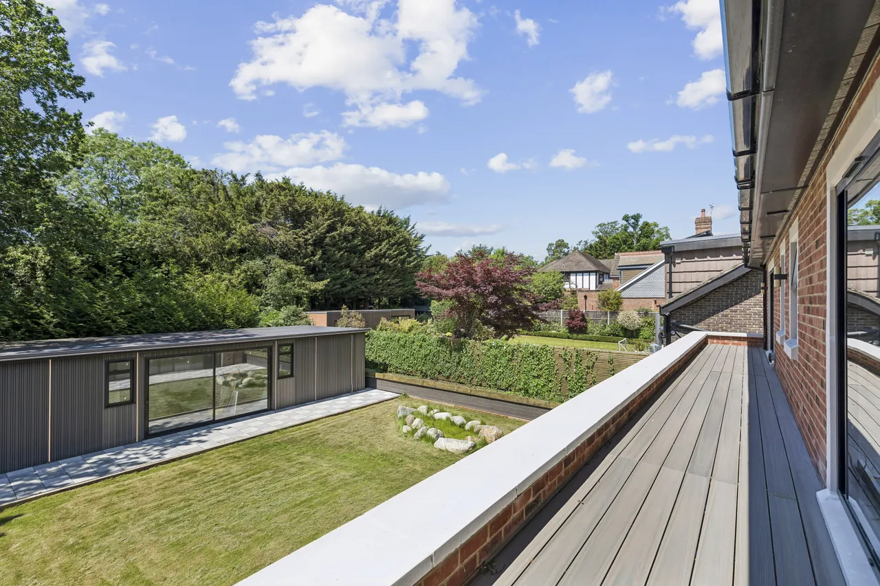Pipers Green Lane, Edgware, HA8, photo 19