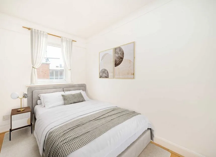 Poplar High Street, Canary Wharf, E14, photo 5