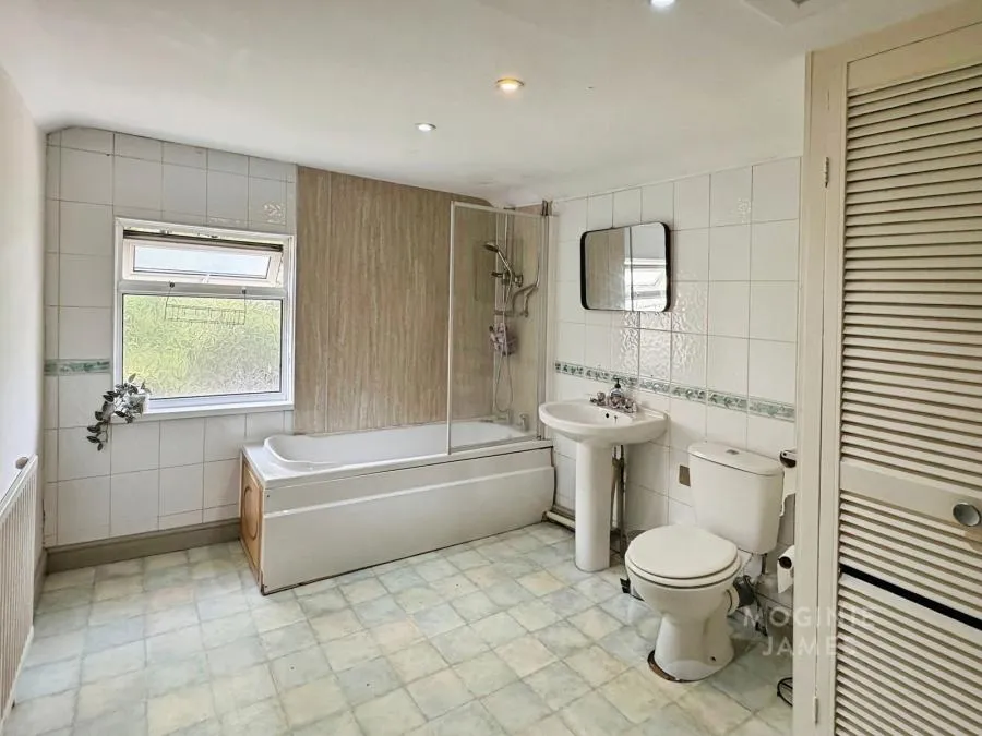 Planet Street, Adamsdown, CF24, photo 7