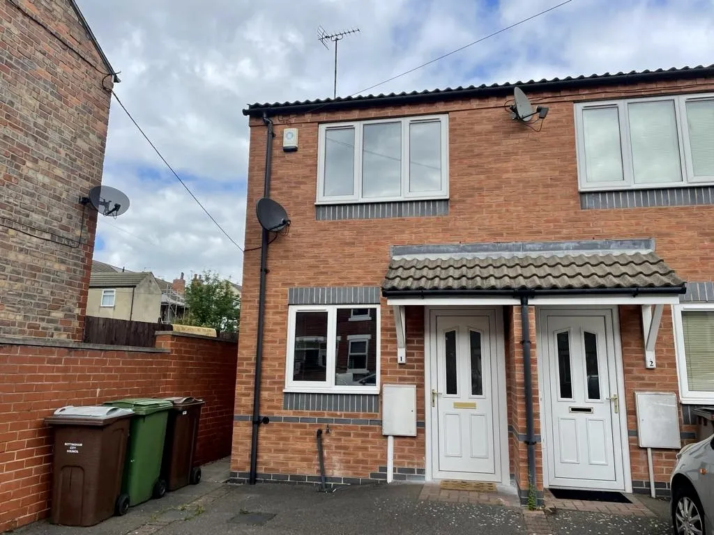 2 bed house to rent, Judes Court, Nottingham, NG3