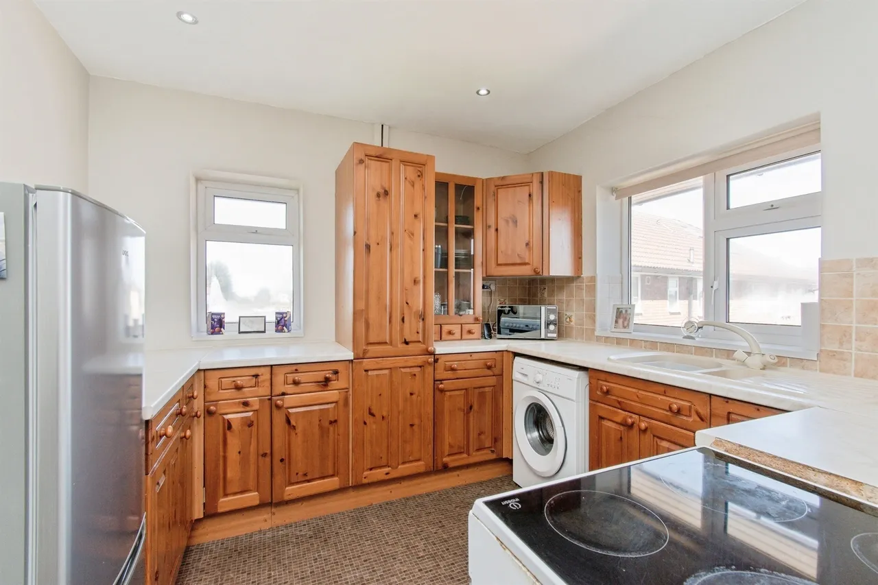 Ash Lea, Fairburn, KNOTTINGLEY, photo 4
