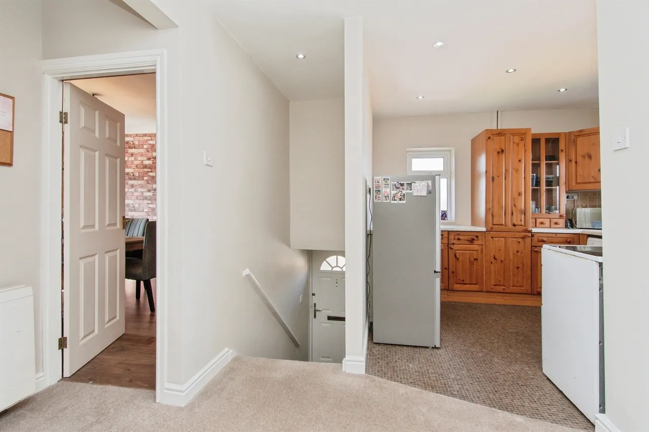 Ash Lea, Fairburn, KNOTTINGLEY, photo 12