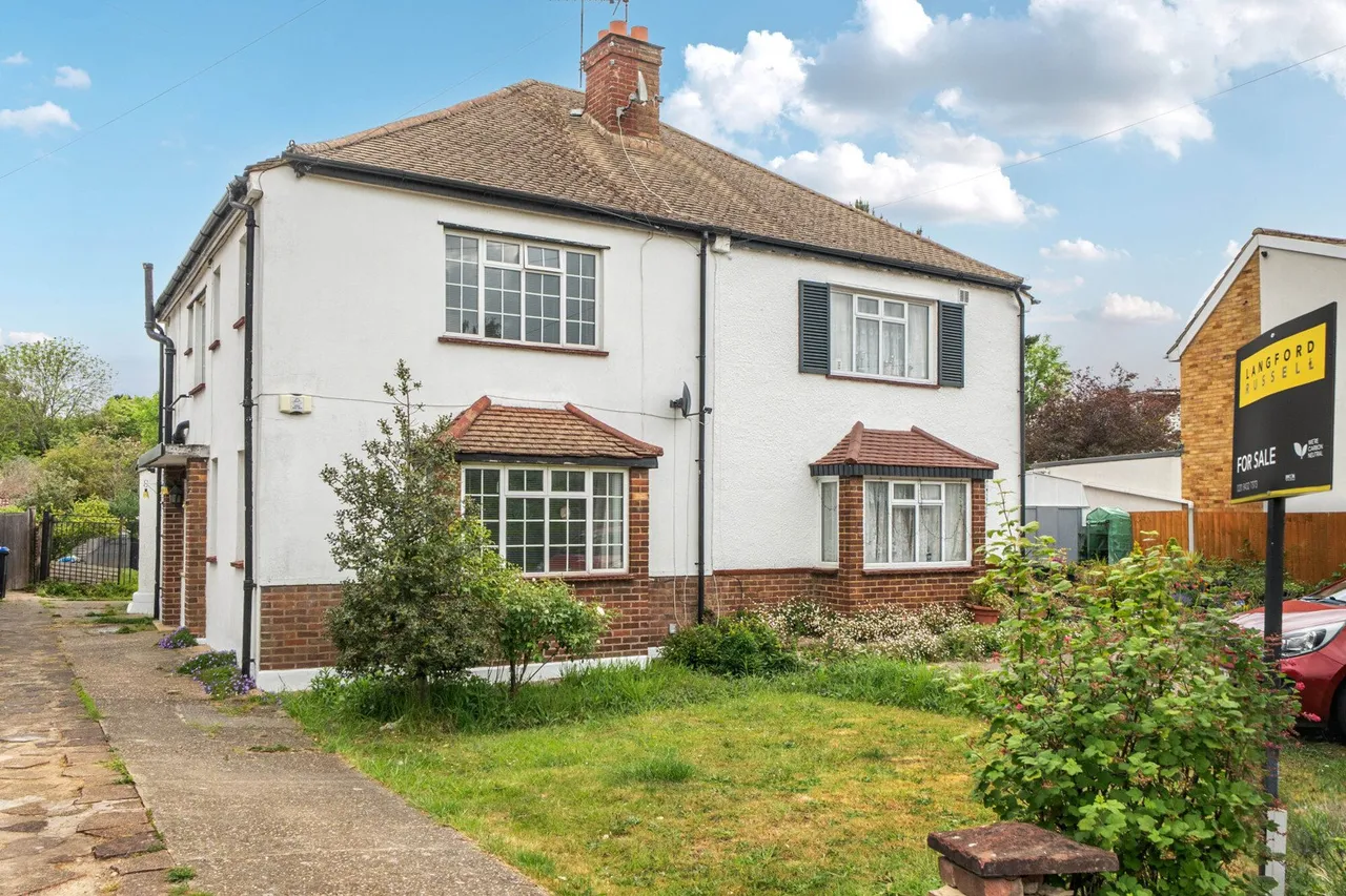 3 bed house for sale — Hawes Lane, BR4