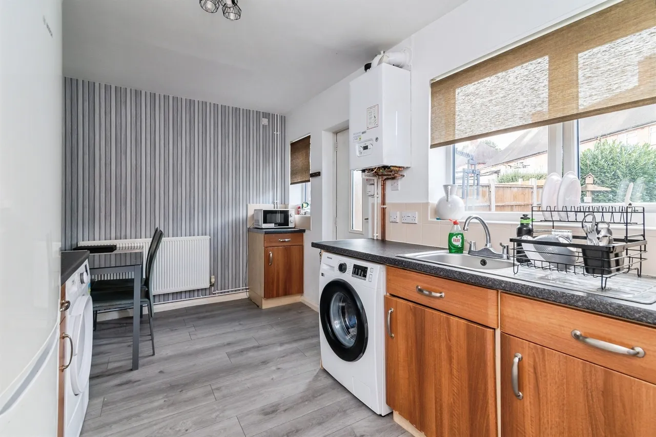 Gainsford Crescent, Nottingham, NG5, photo 8