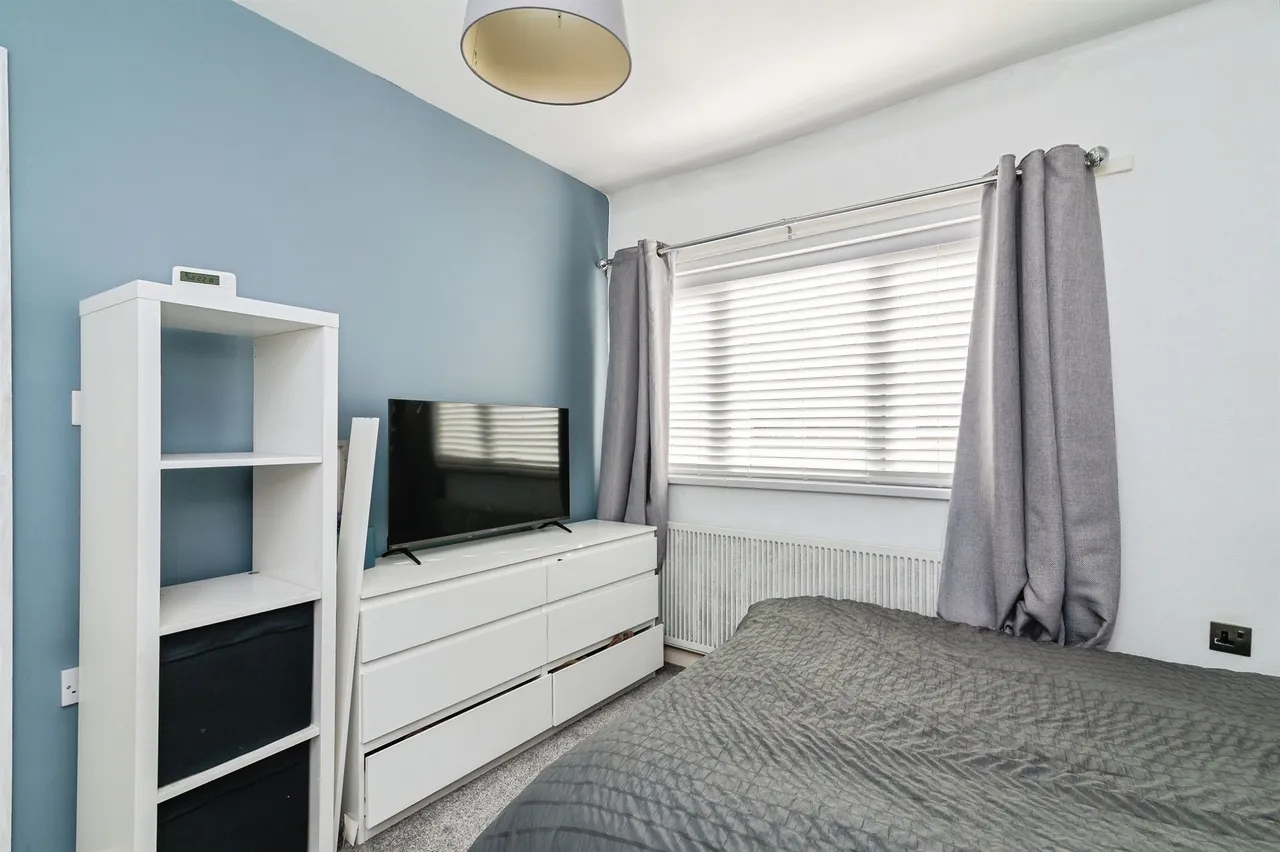 Gainsford Crescent, Nottingham, NG5, photo 13