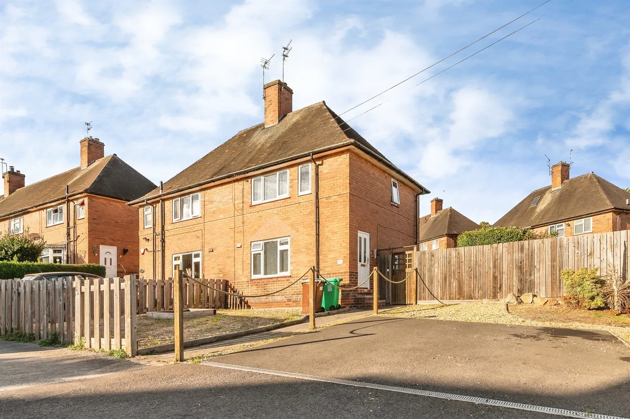 3 bed house for sale, Gainsford Crescent, Nottingham, NG5