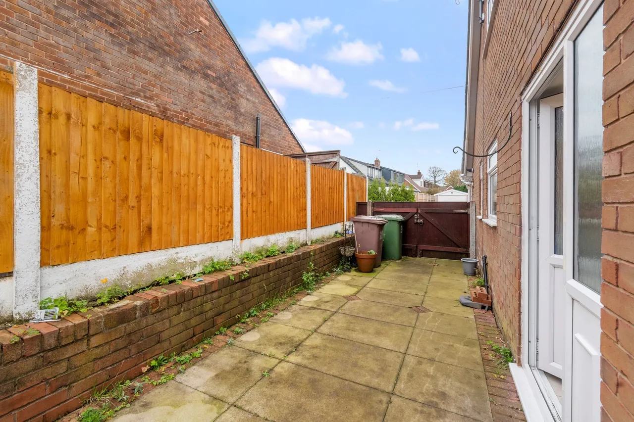 Clifton Road, Billinge, Wigan, Wigan, WN5 7TP, photo 25
