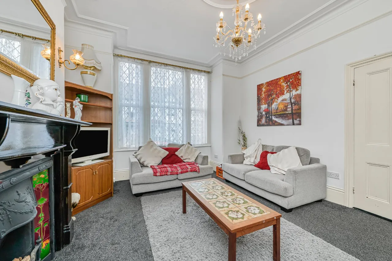Dumbarton Road, Brixton, London, SW2, photo 10