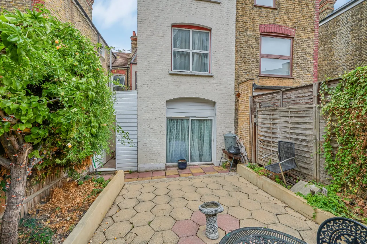 Dumbarton Road, Brixton, London, SW2, photo 2